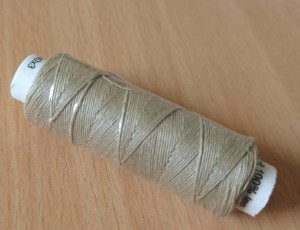 Lniane nici jasna oliwka 50 m