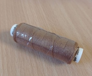 Nici lniane jasny brąz 50 m