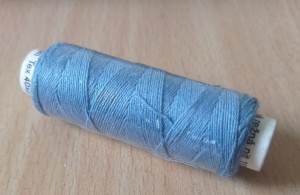Lniane nici niebieskie 50 m